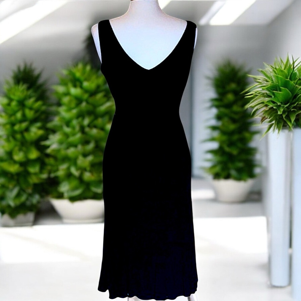 Studio Y Black Jersey V-Neck Front & Back Ruffled Hem Dress - Picture 12 of 16